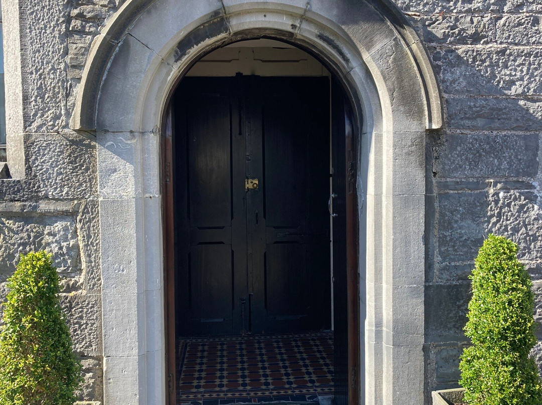 Church Of St John The Evangelist-特拉利必去景点