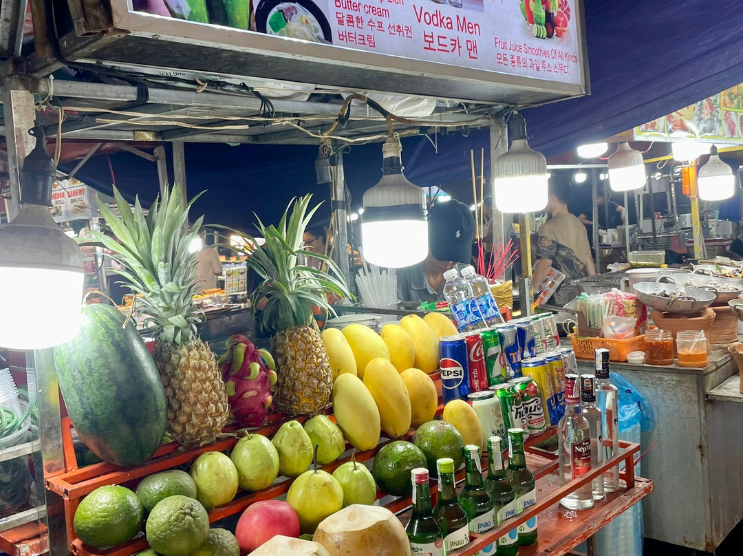 Son Tra Night Market景点图片