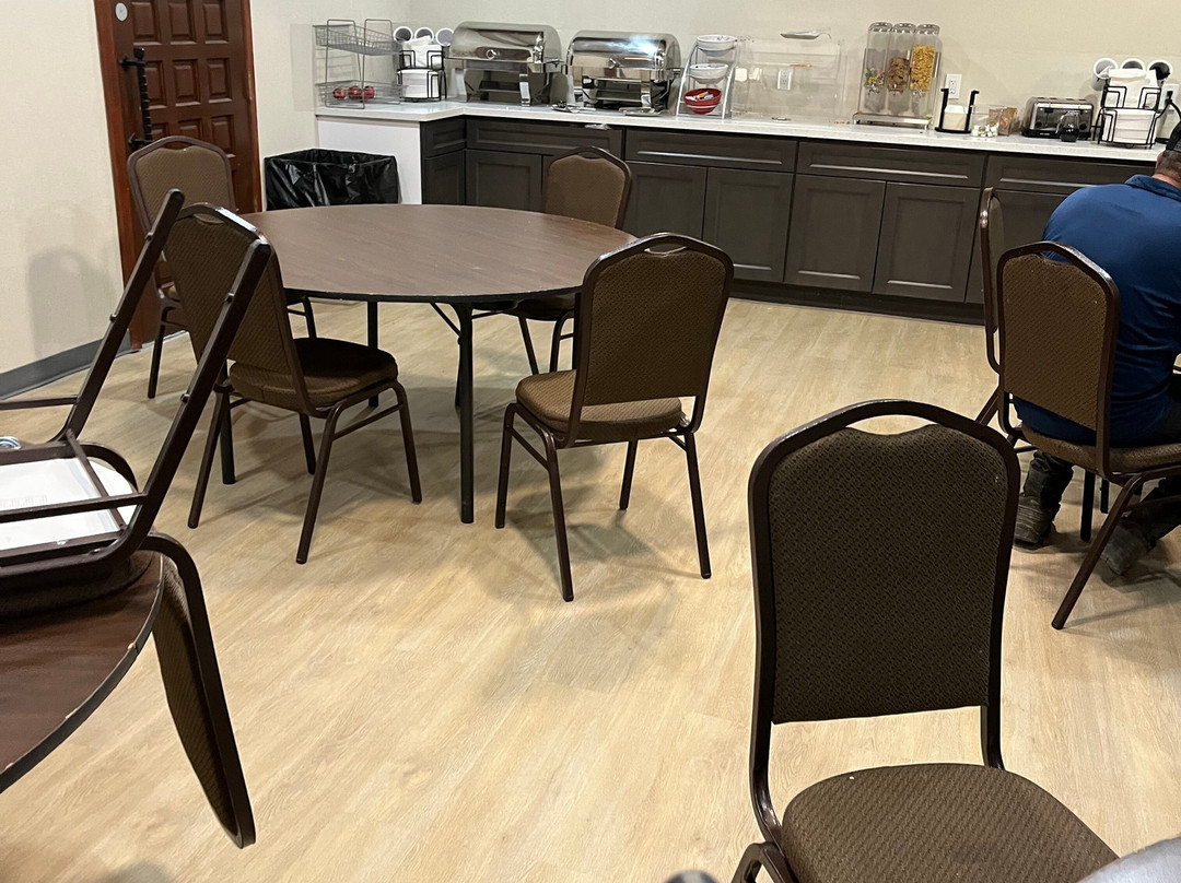 黄石开拓者酒店主图