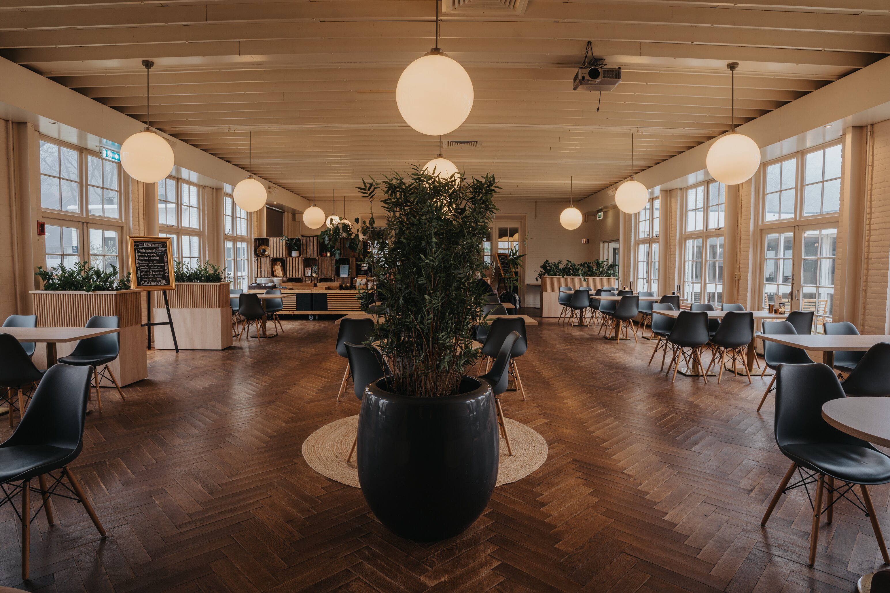 Landgoed Mennorode-餐饮