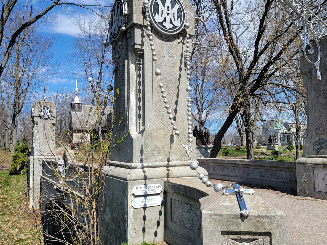 Sanctuaire Notre-Dame-du-Cap-三河市必去景点