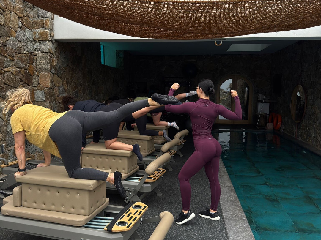 Charisma Hotel and Wellness Suites主图