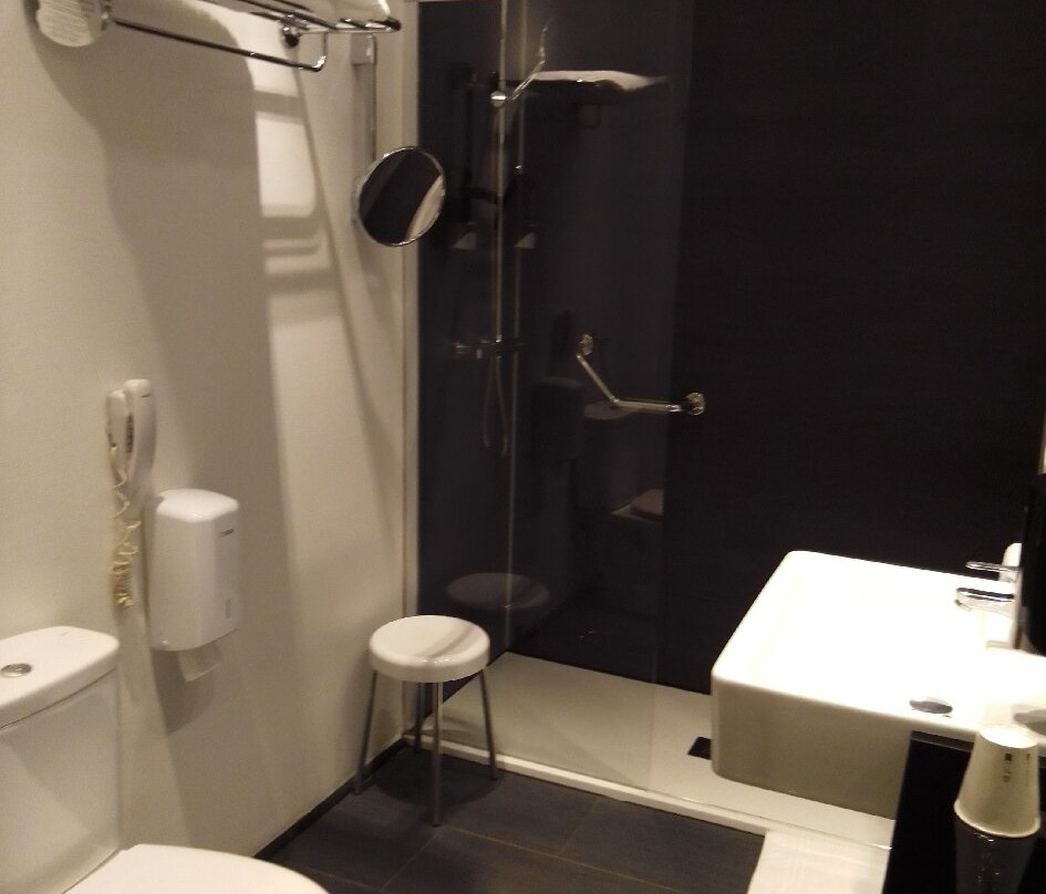 西佳酒店孔德杜克主图