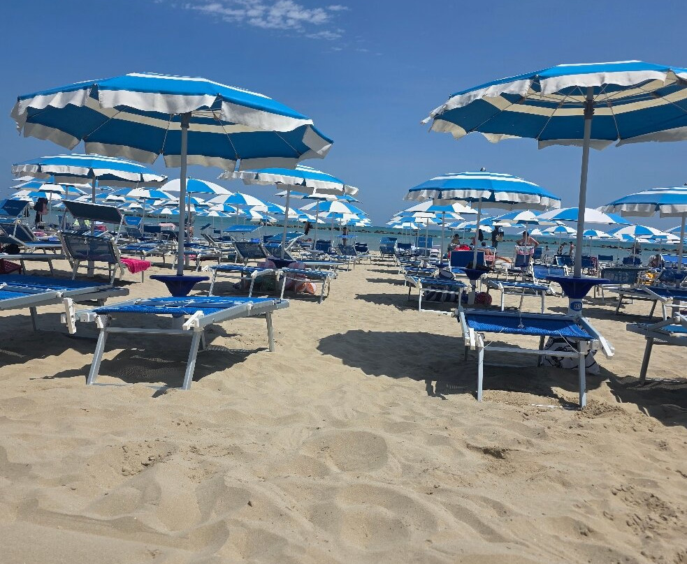 Delfino Azzurro-Villa Rosa di Martinsicuro必去景点