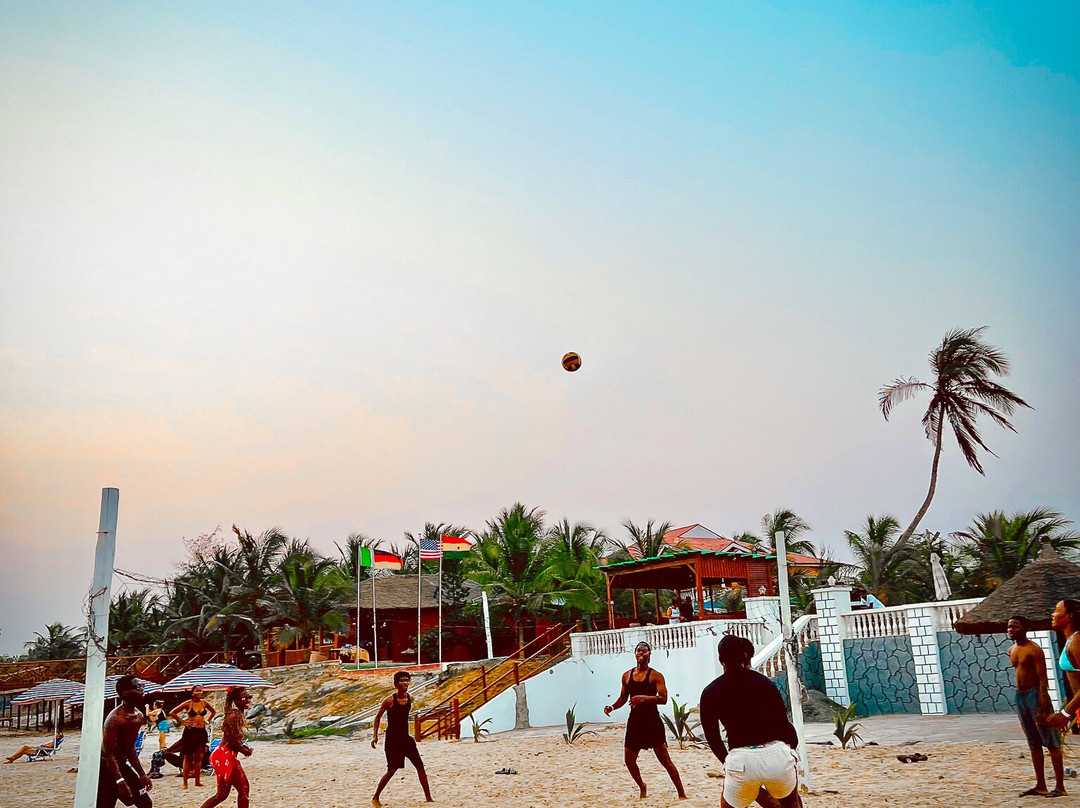 Coconut Pointe Villa & Beach Resort主图