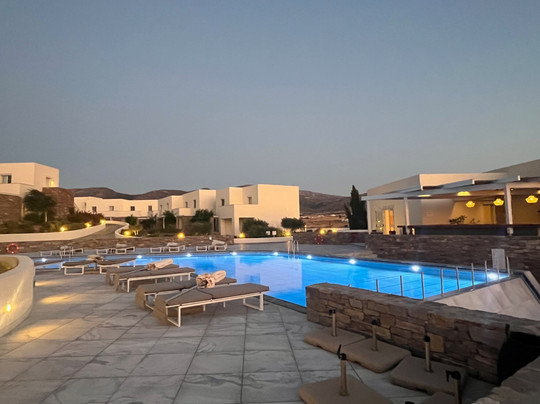 Summer Senses Luxury Resort主图