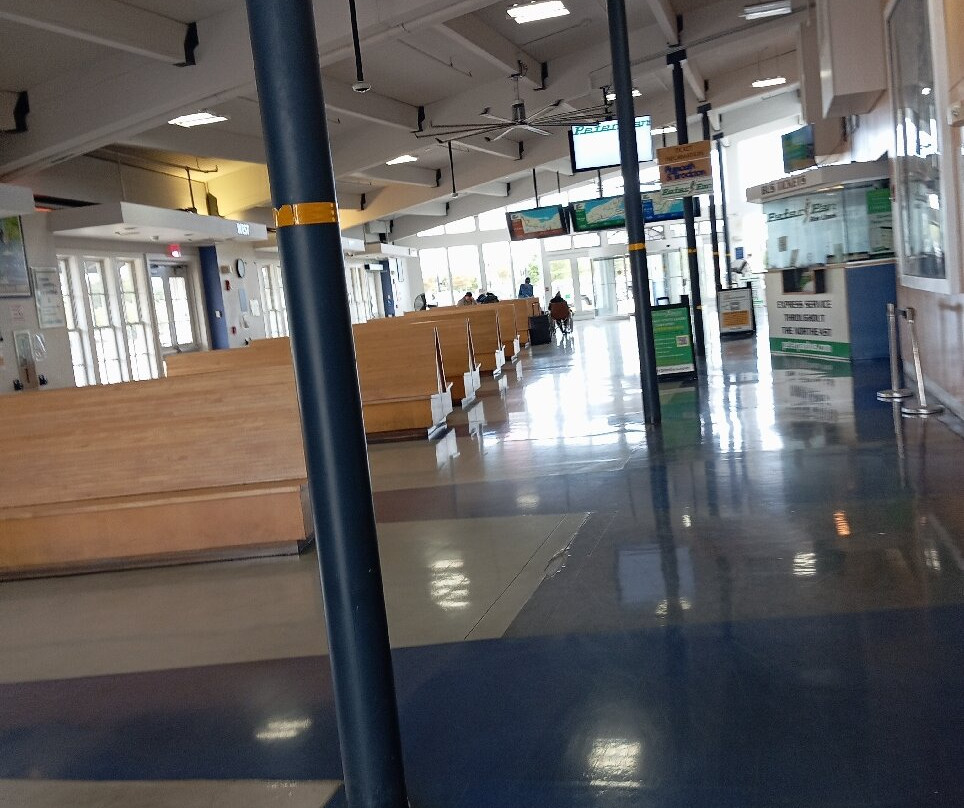 Hyannis Transportation Center-海恩尼斯必去景点