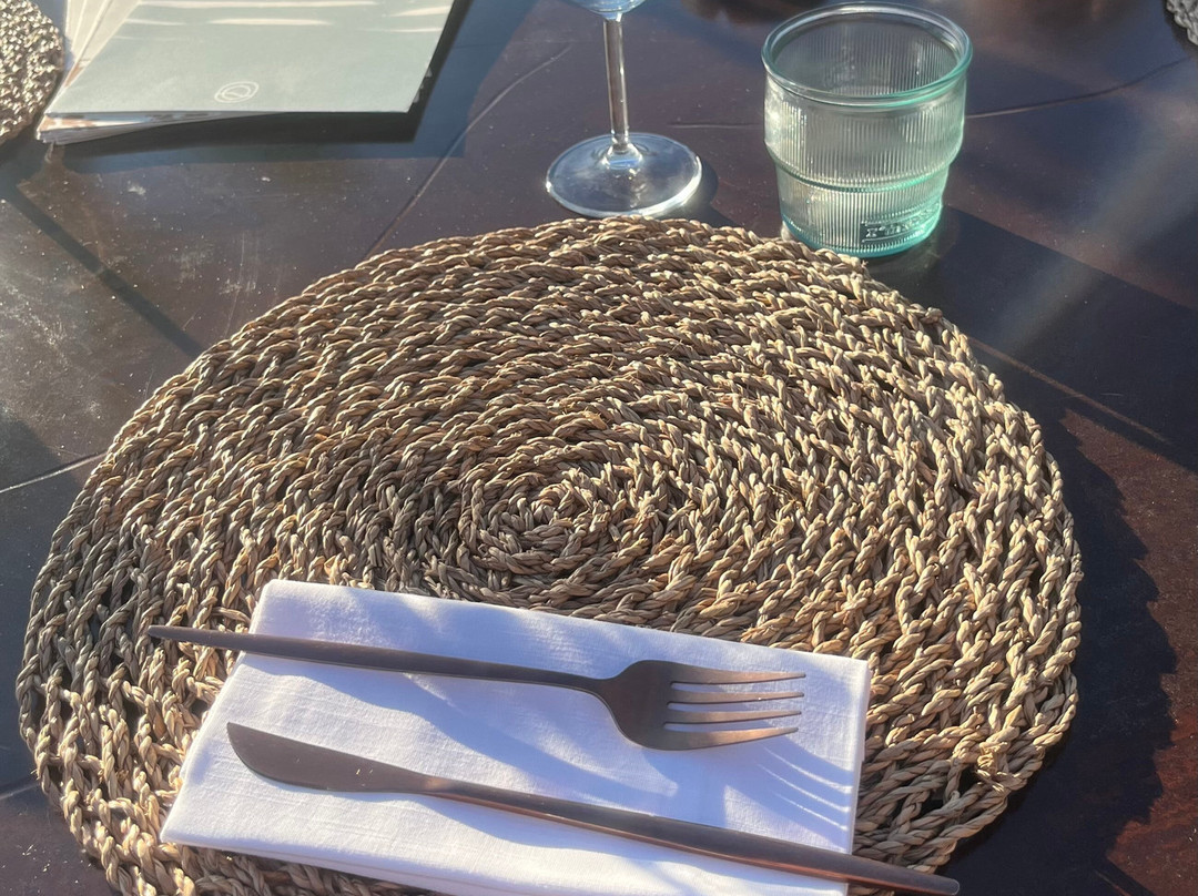 Lounge Bar La Noce-Angera必去景点