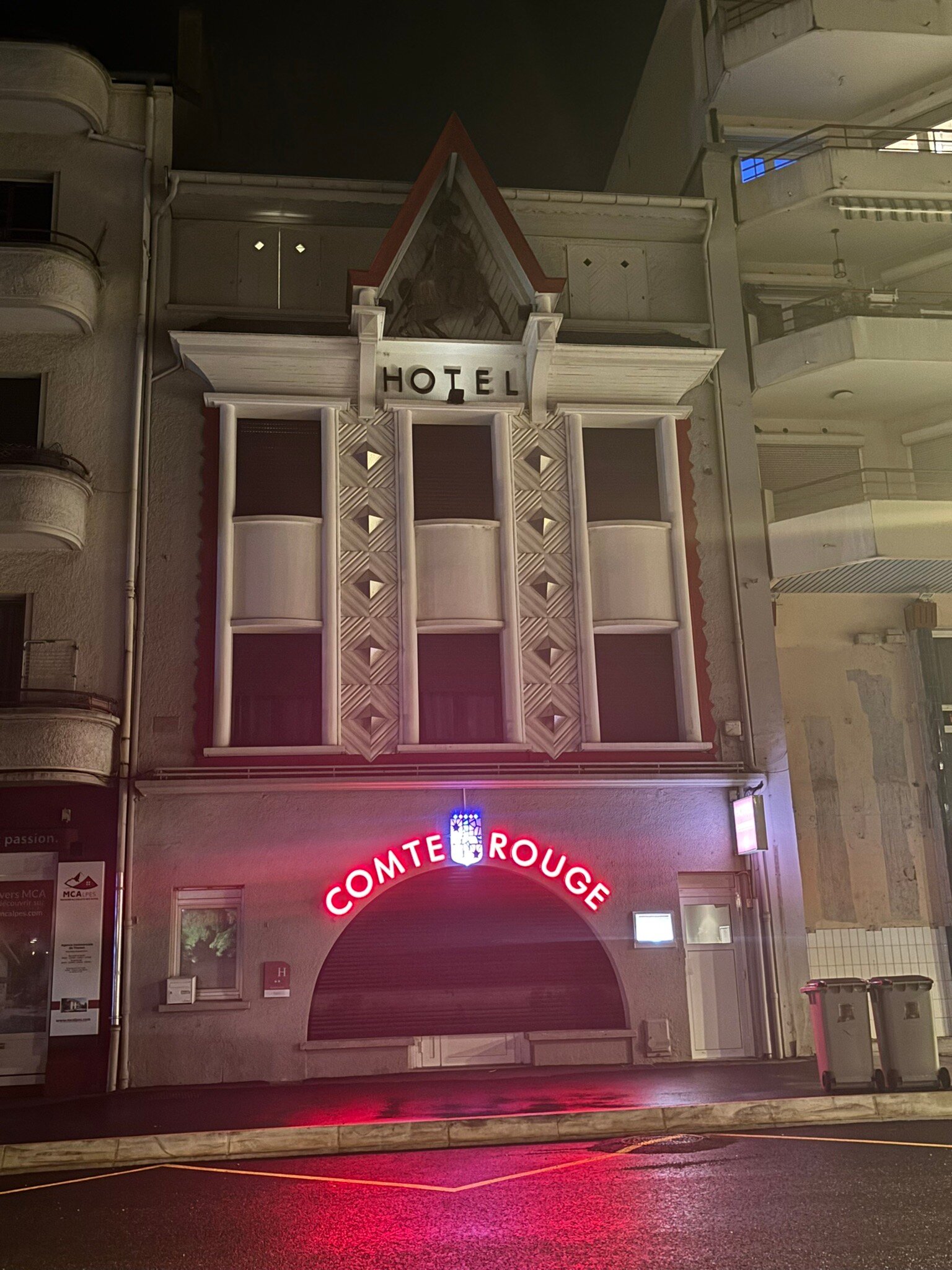 红色伯爵酒店-官方