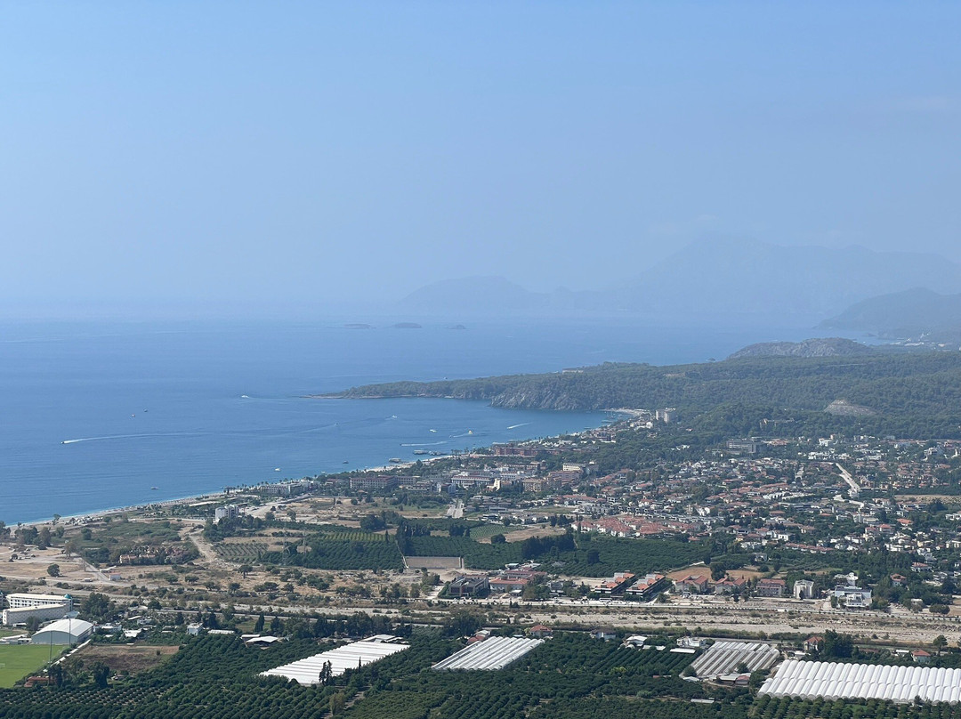 Çaliş Tepesi-凯梅尔必去景点