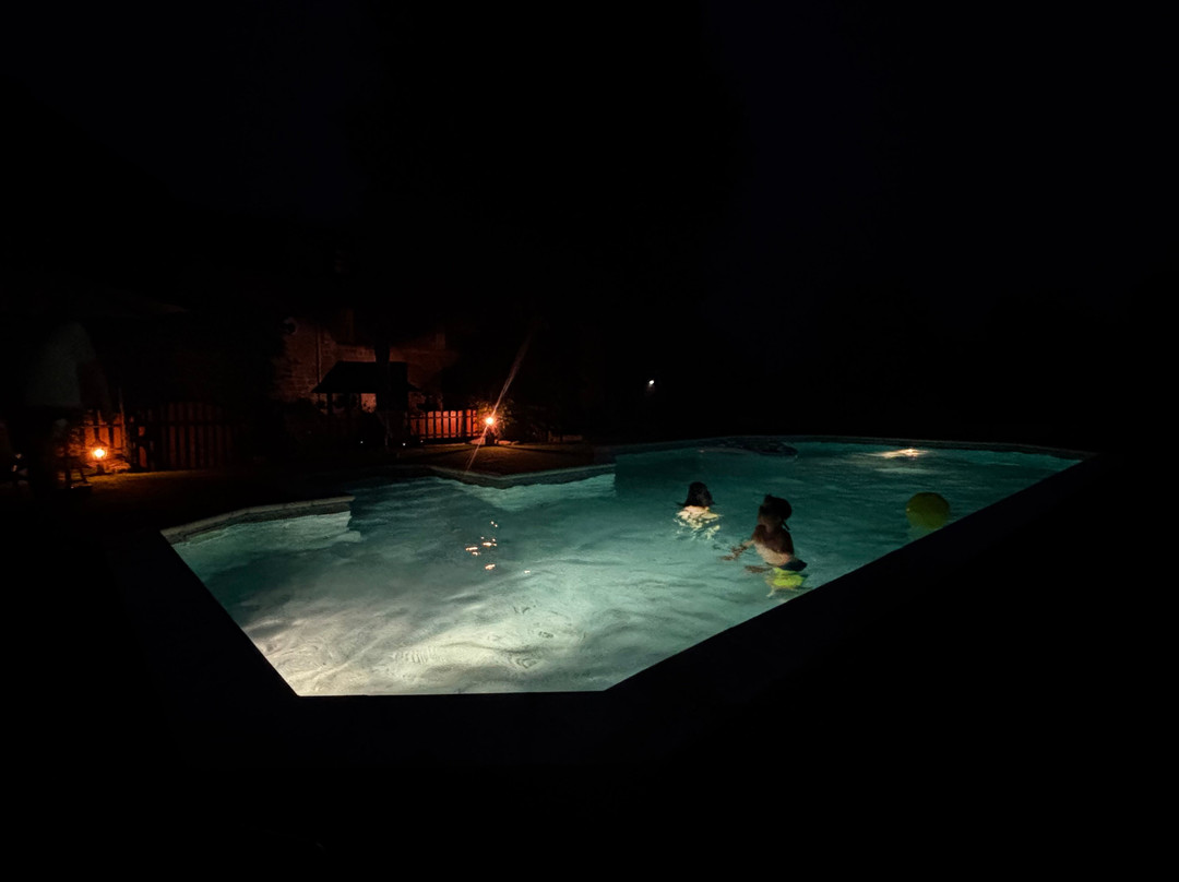 Les Dépendances Du Château主图