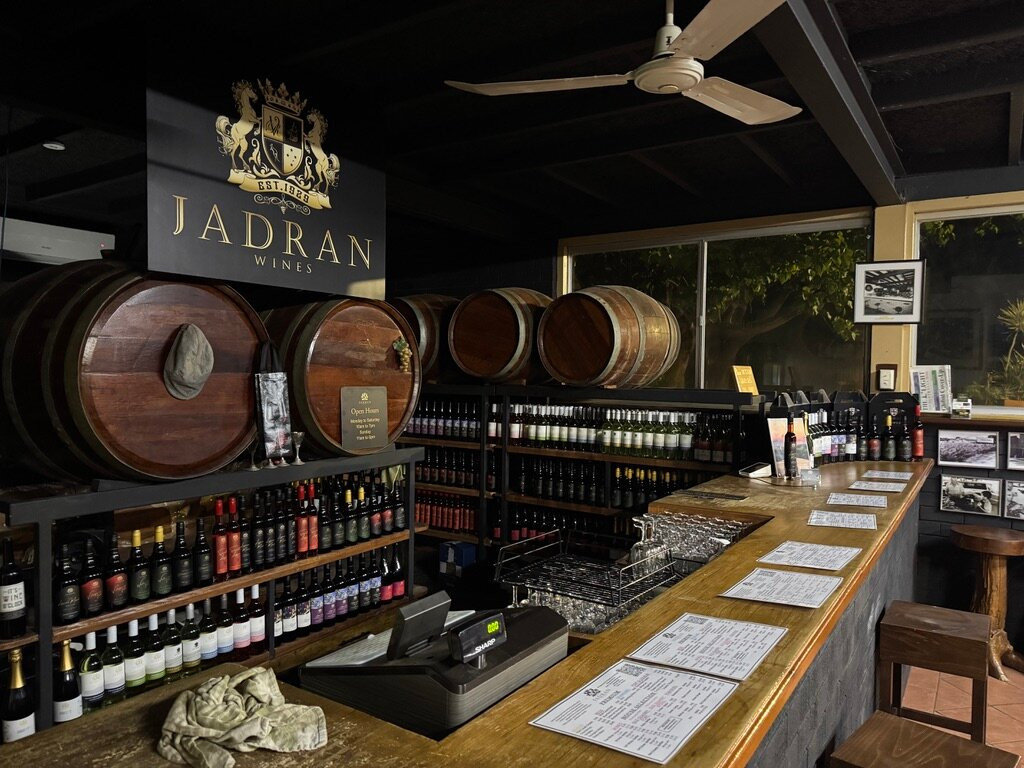 Jadran Wines-Orange Grove必去景点