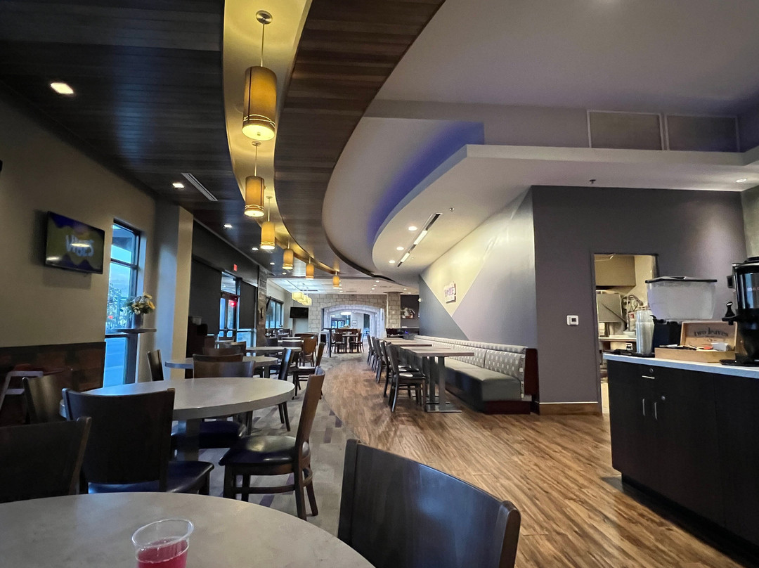 Bluemont Hotel主图