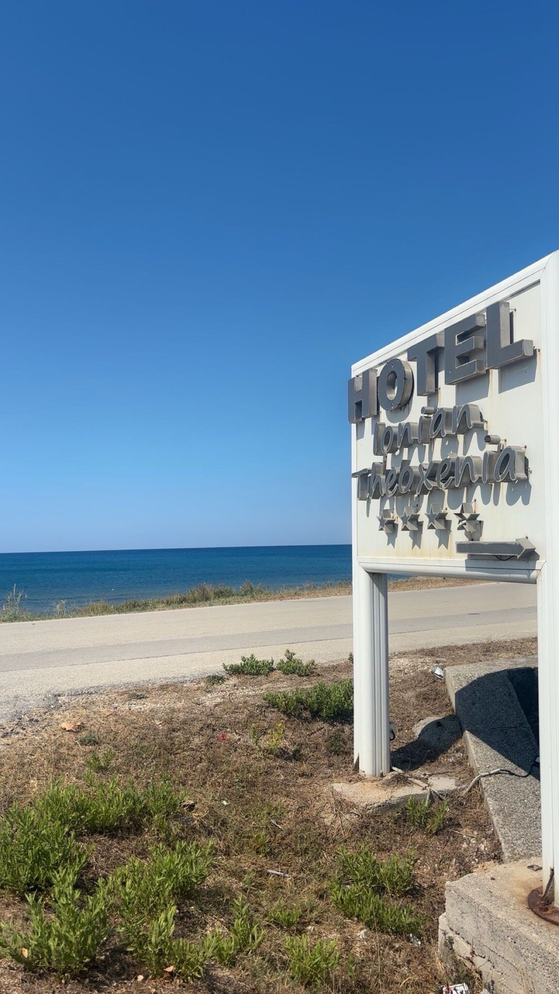 洛里安西罗克斯尼亚酒店-官方