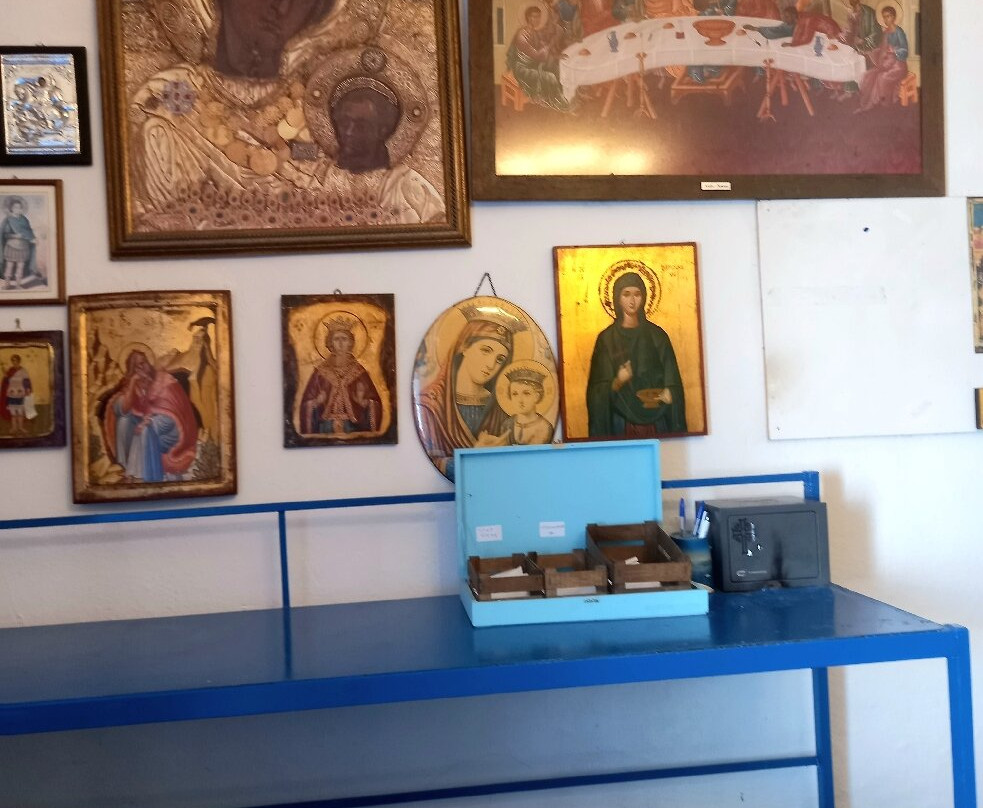 Ekklisia Panagia Faneromeni-Nea Skioni必去景点