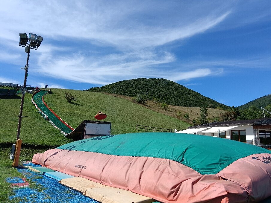 Snow Tubing Pescasseroli-Pescasseroli必去景点