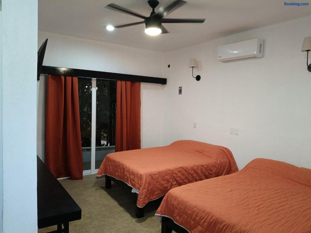 Hotel Posada Los Tulipanes