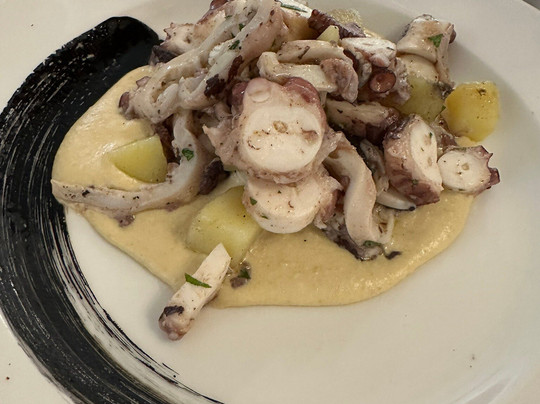 克丽斯塔罗酒店主图