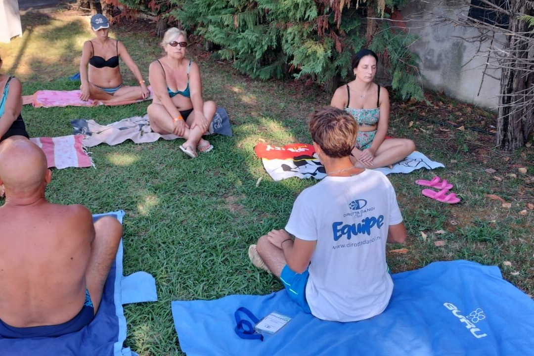 Sea Breeze Hotel Club主图