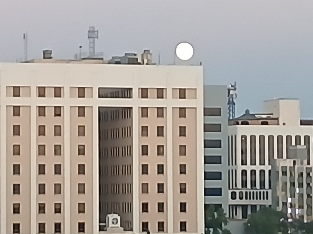 Drury Plaza Hotel Broadview Wichita主图