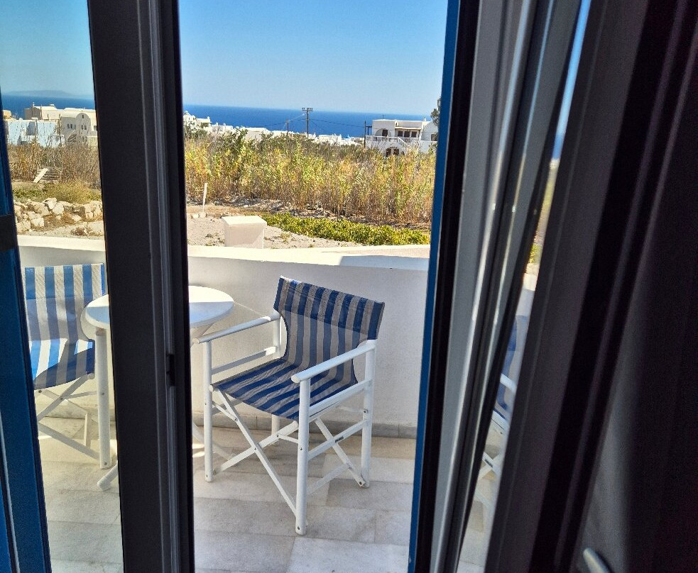 洛多斯酒店主图