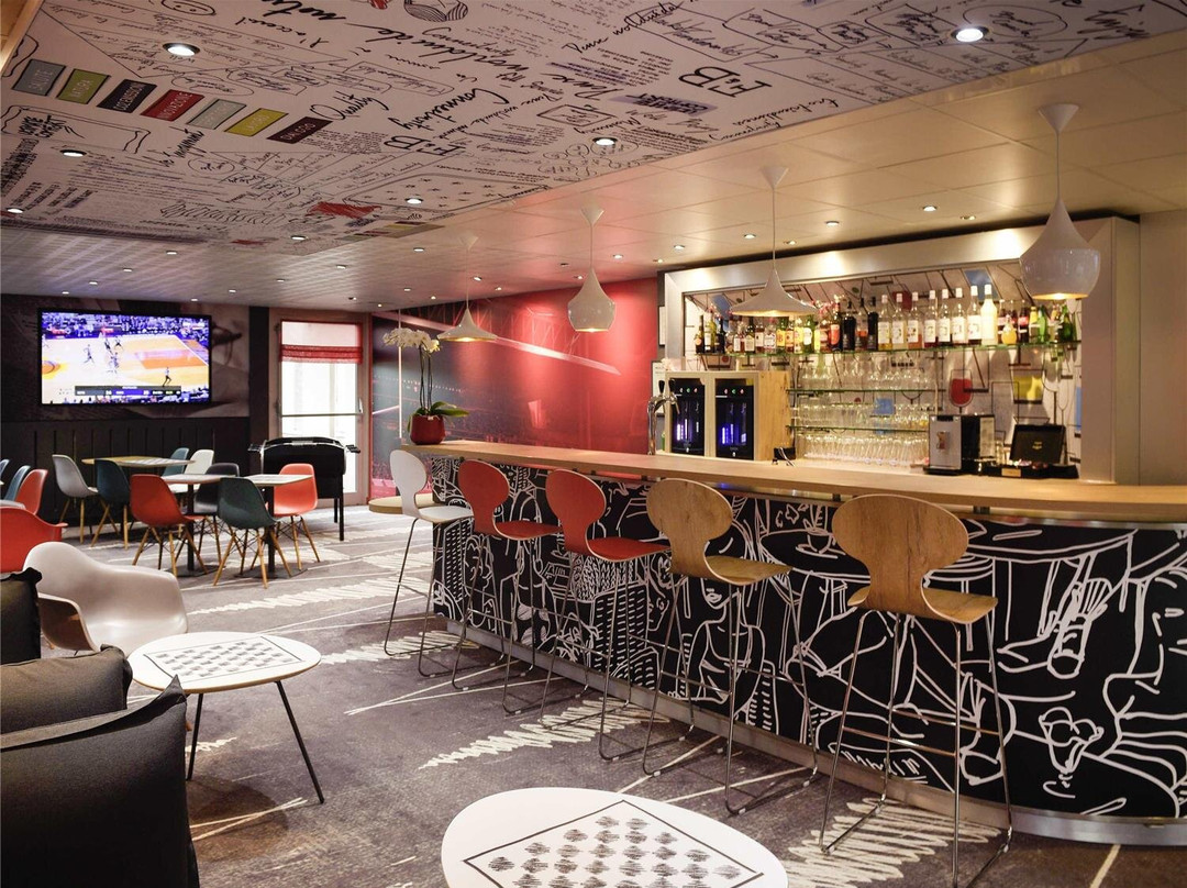 Ibis Lyon Gerland Rue Merieux主图