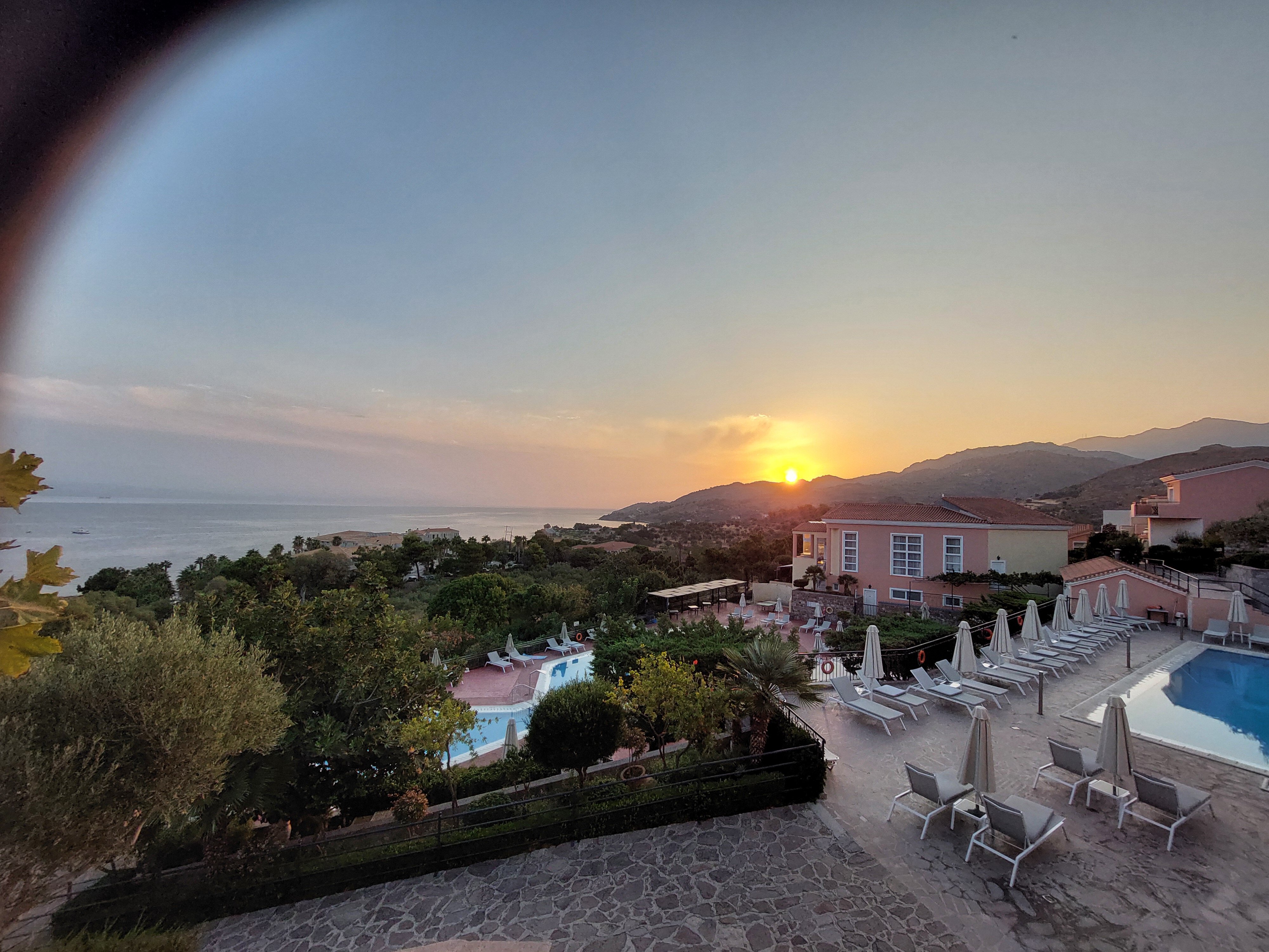 Sunrise Resort-官方