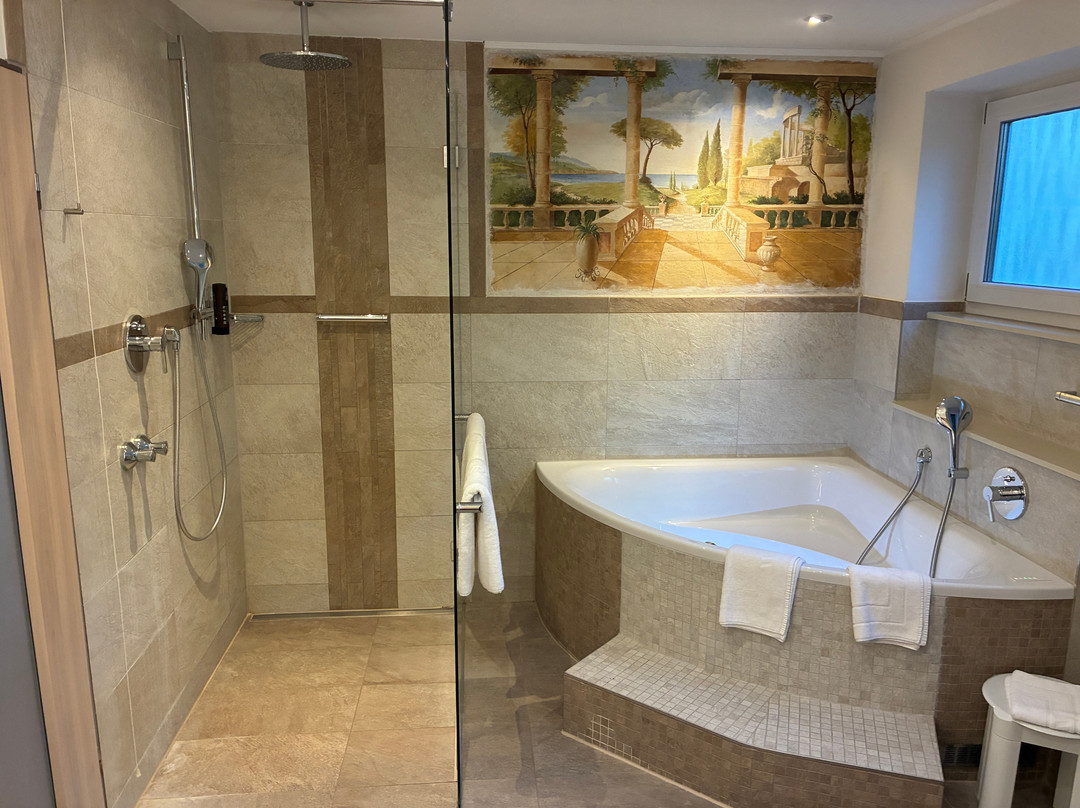 Parkhotel Crombach主图