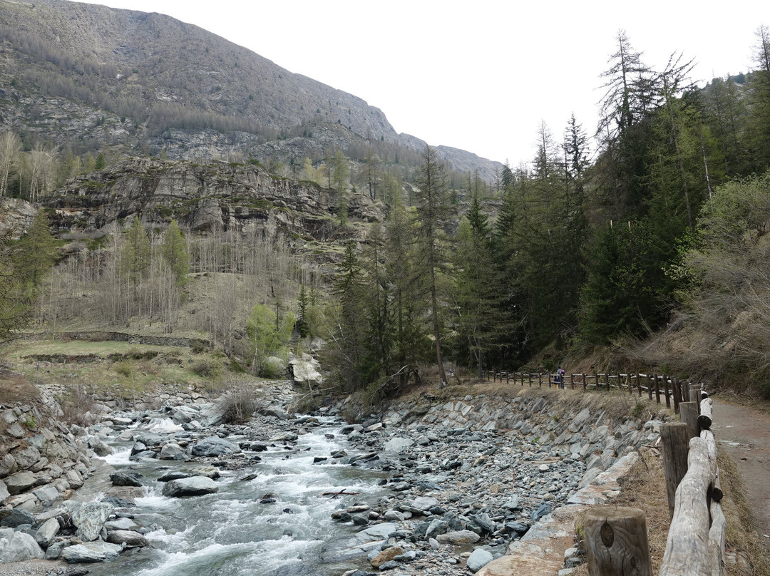 Cascate di Lillaz-科涅必去景点