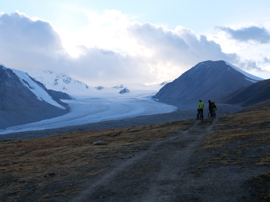 Trekmates Travel-Olgiy必去景点