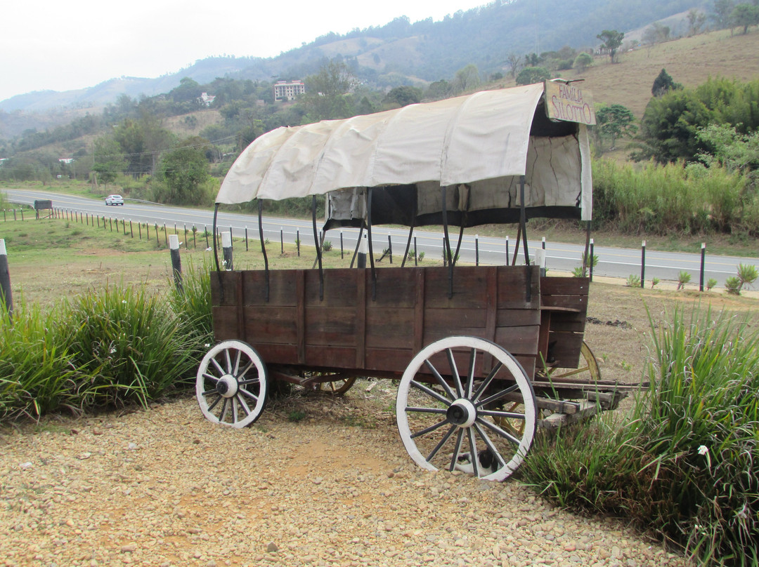 Vinícola Família Silotto-塞拉内格拉必去景点