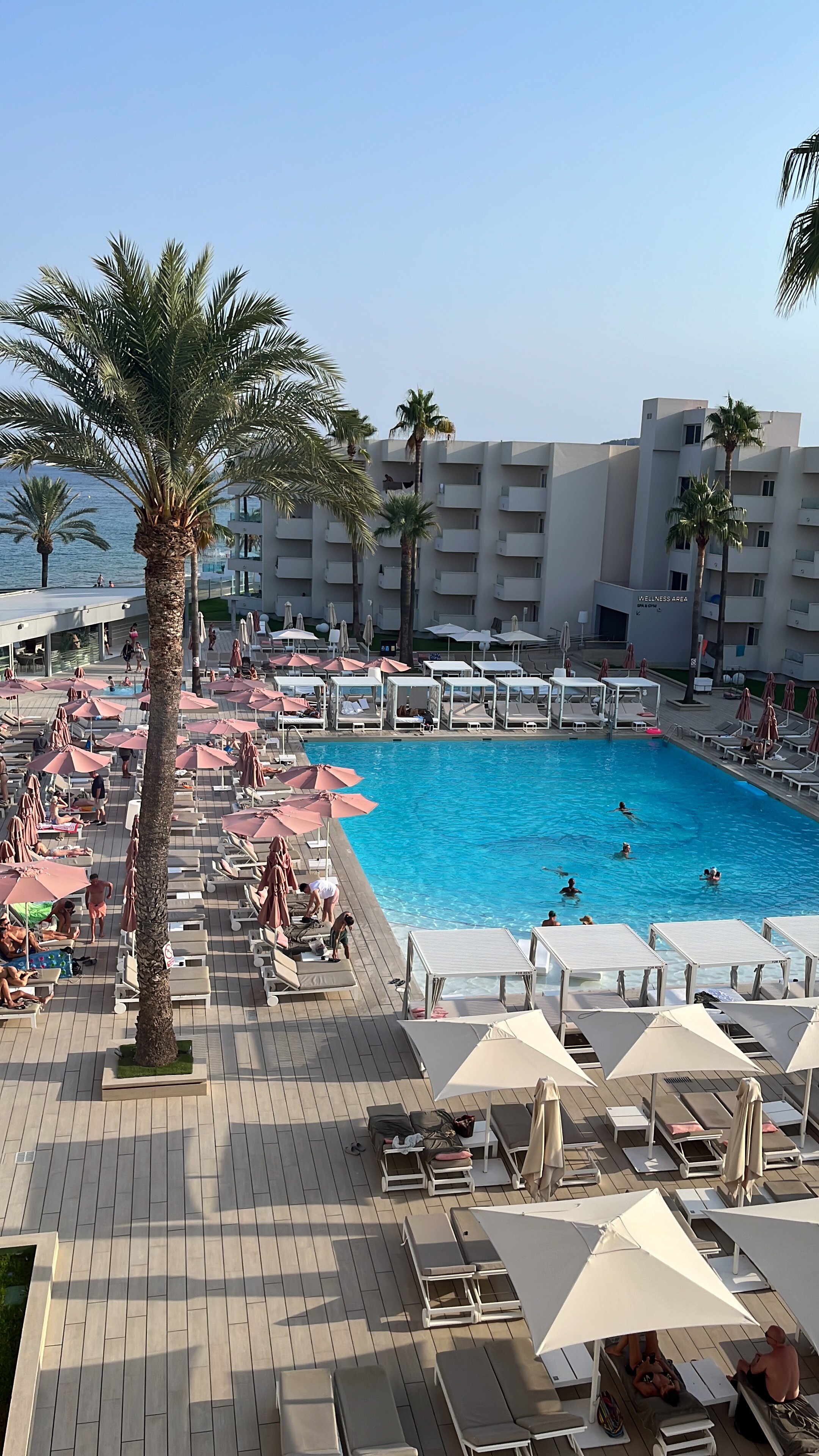Hotel Garbi Ibiza & Spa-泳池