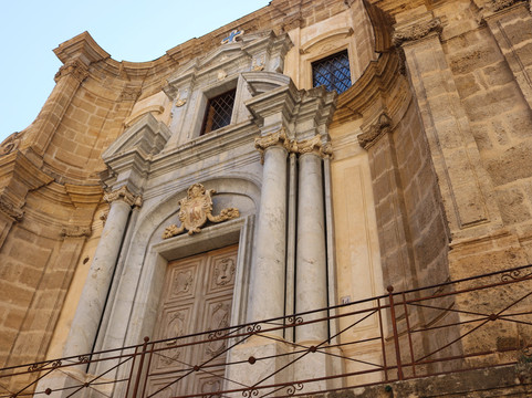 Piazza Bellini-巴勒莫必去景点