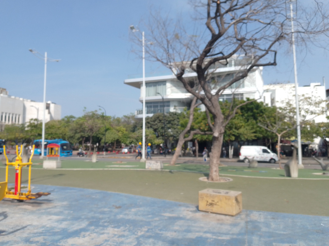 Parque Camellón Rodrigo de Bastidas-圣玛尔塔必去景点