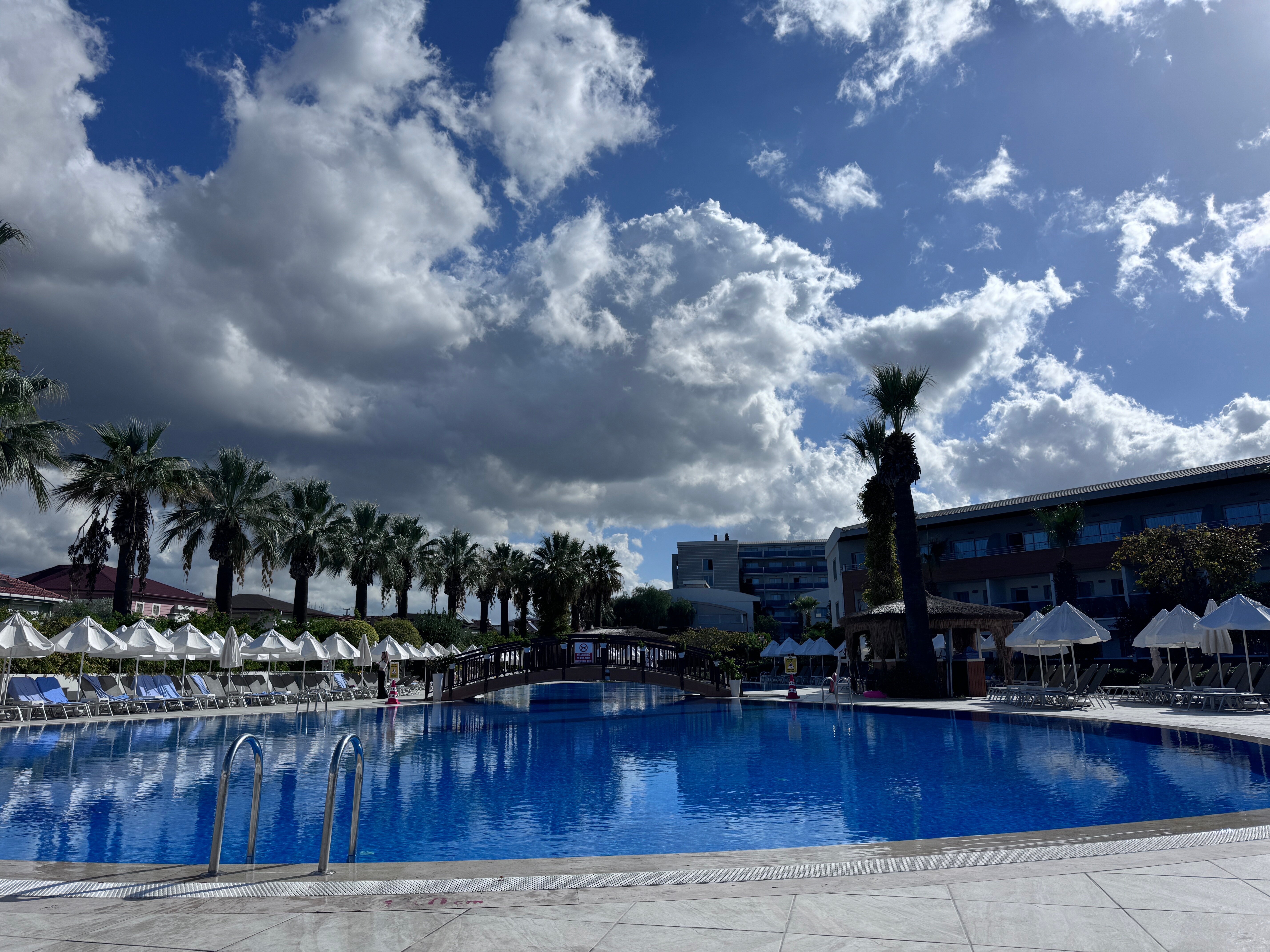 棕榈翼库萨达斯海滩度假及Spa酒店-官方