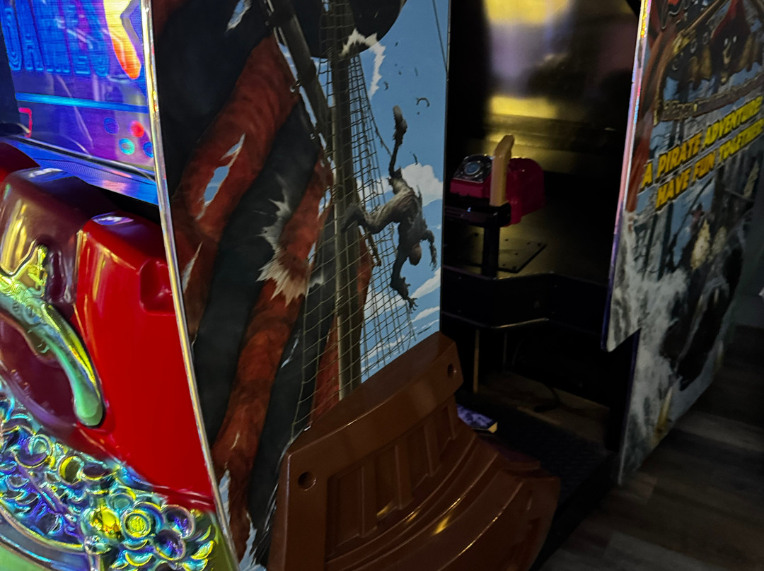 BAM! Entertainment Center-荷兰村必去景点