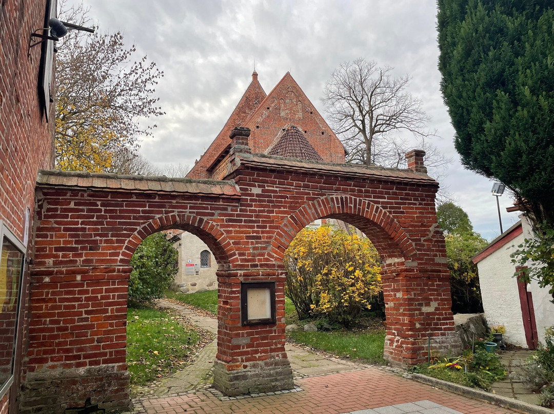 Pfarrkirche-Altenkirchen必去景点