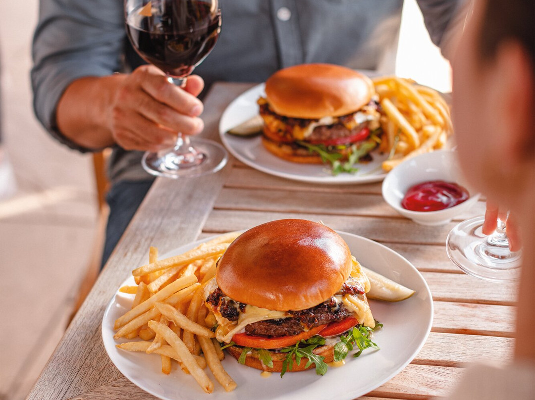 JUSTIN Vineyards & Winery-帕索罗布尔斯必去景点