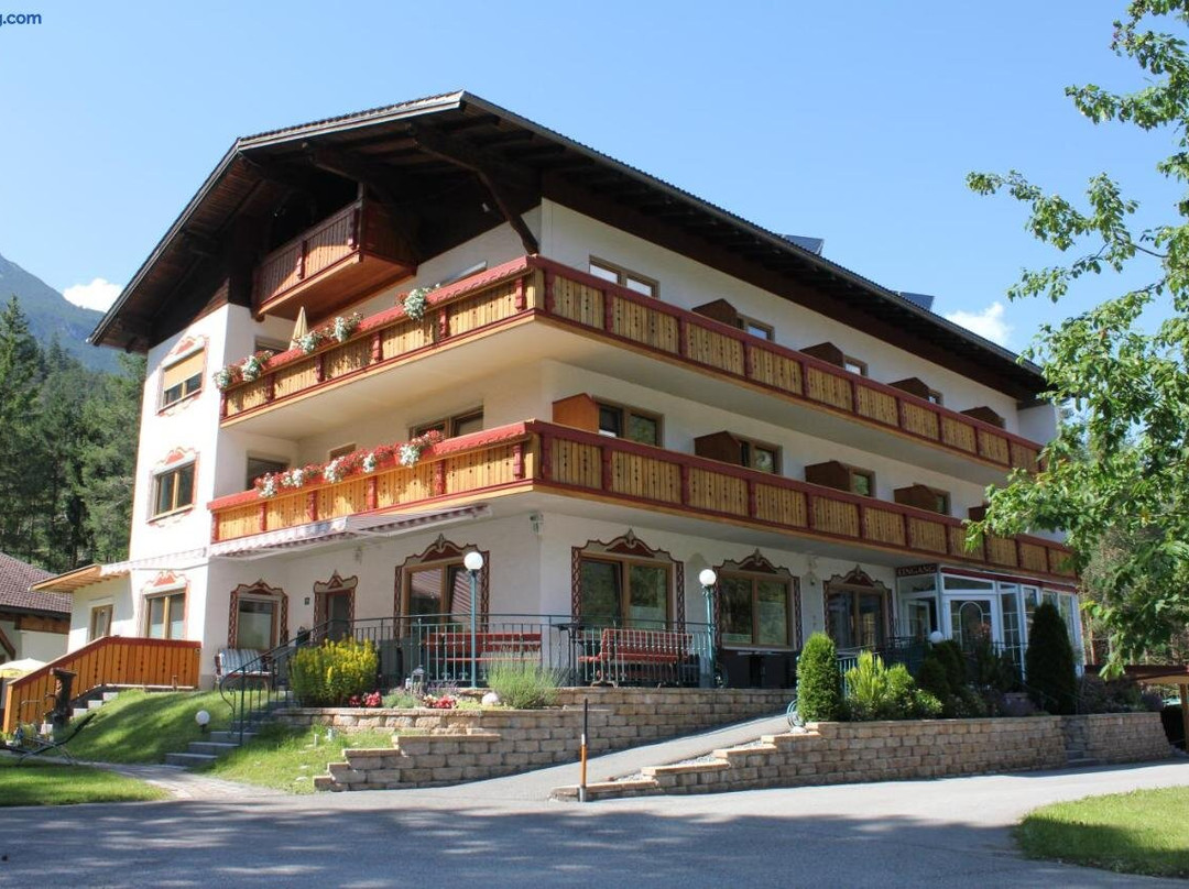 Hotel Garni Waldhof - Zimmer und Ferienwohnung主图