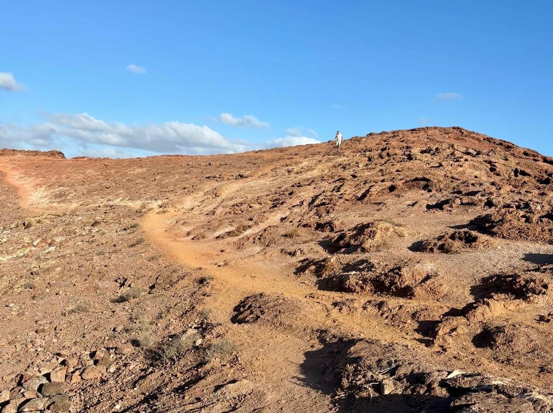 Montaña Roja-布兰卡滩必去景点
