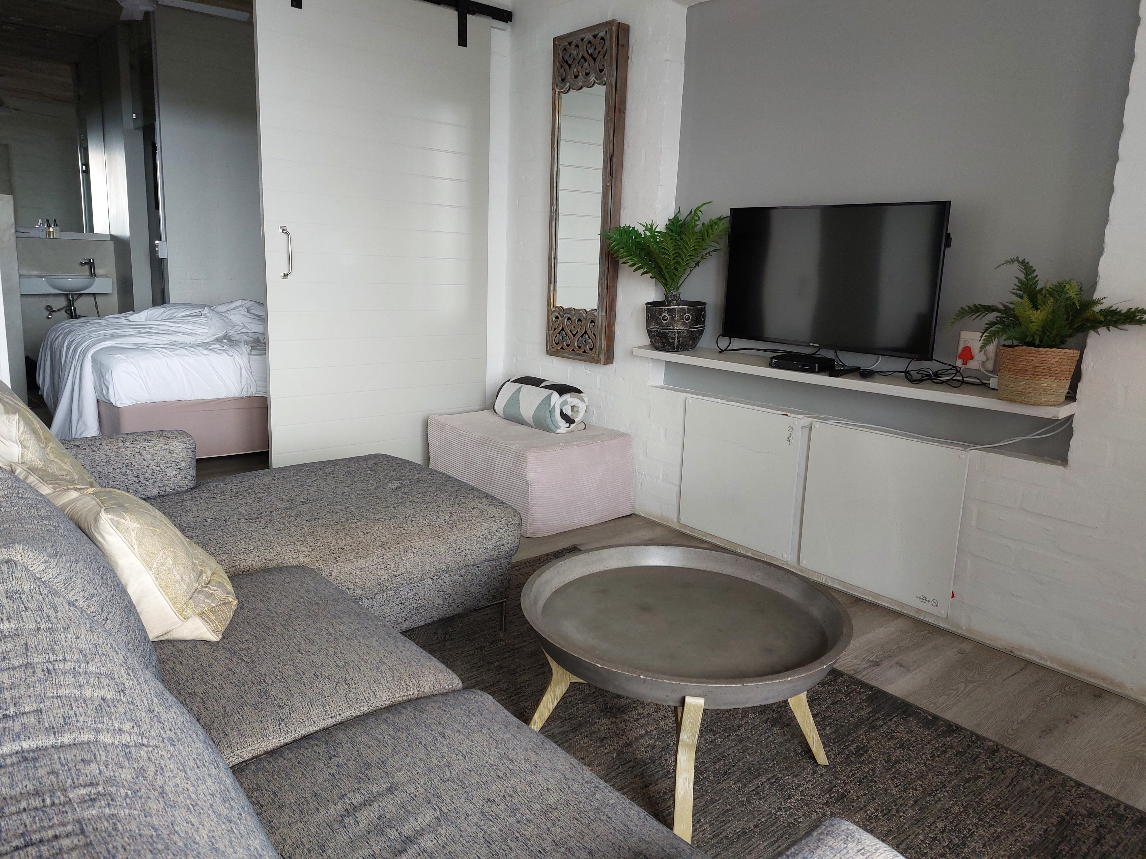 The House Quarters-客卧