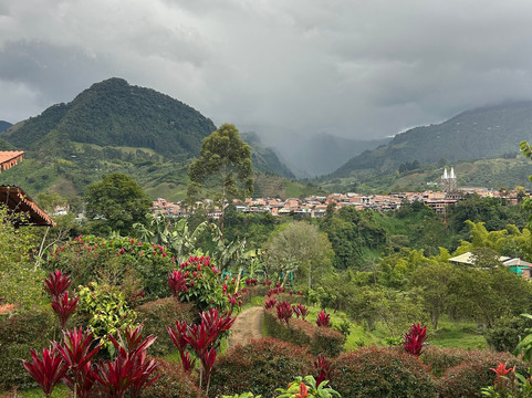 Colombia Motorcycle Rental & Tour Co.-麦德林必去景点