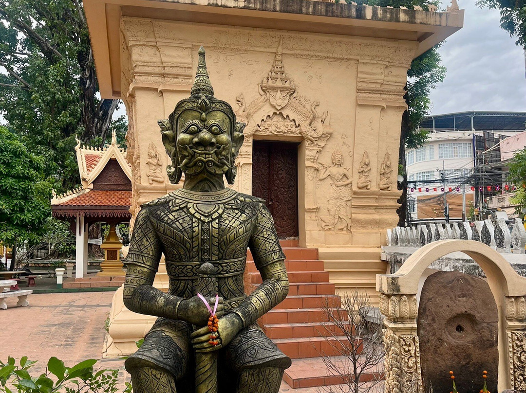 Wat Inpeng-万象必去景点