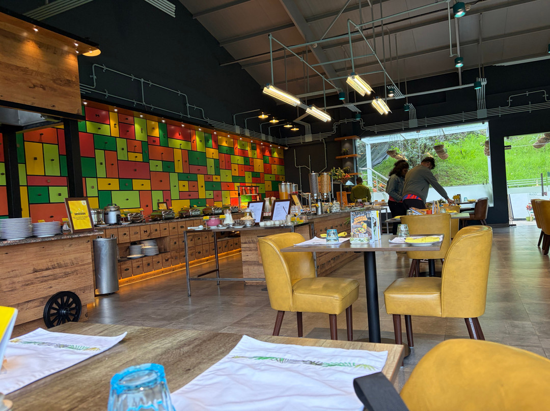 泰米尔纳德邦餐馆和美食-Whistler Cafe