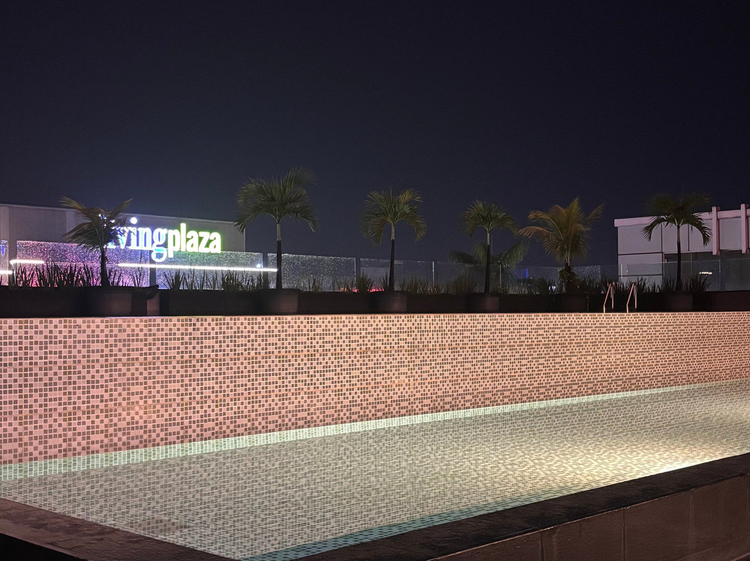 祖里加巴贝克大酒店主图