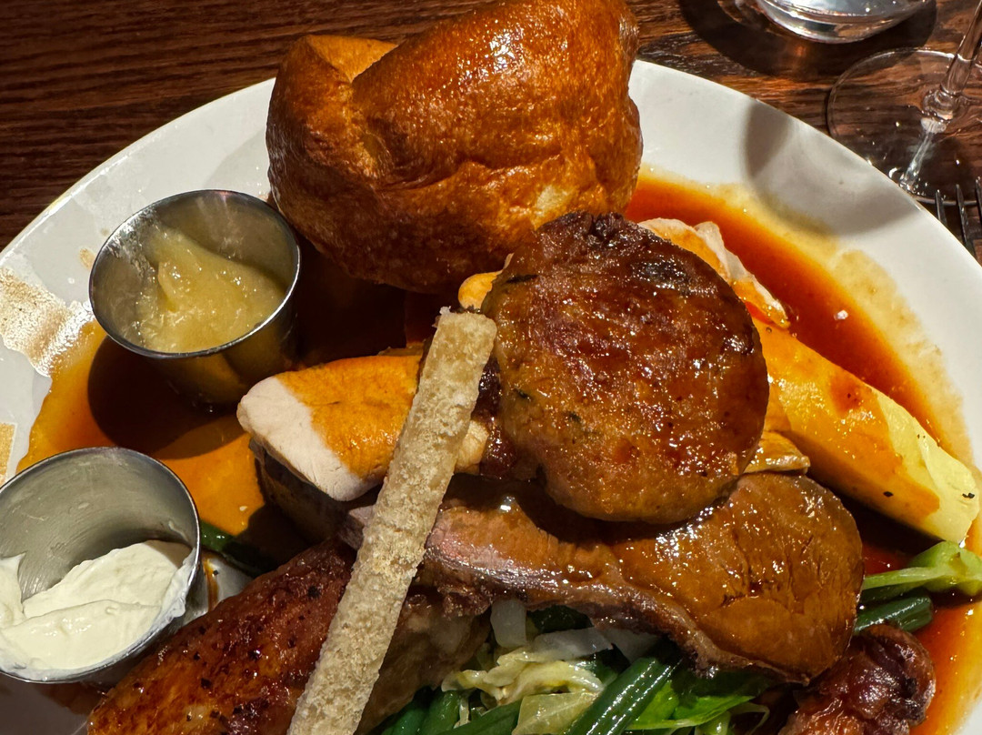 Browns Brasserie & Bar