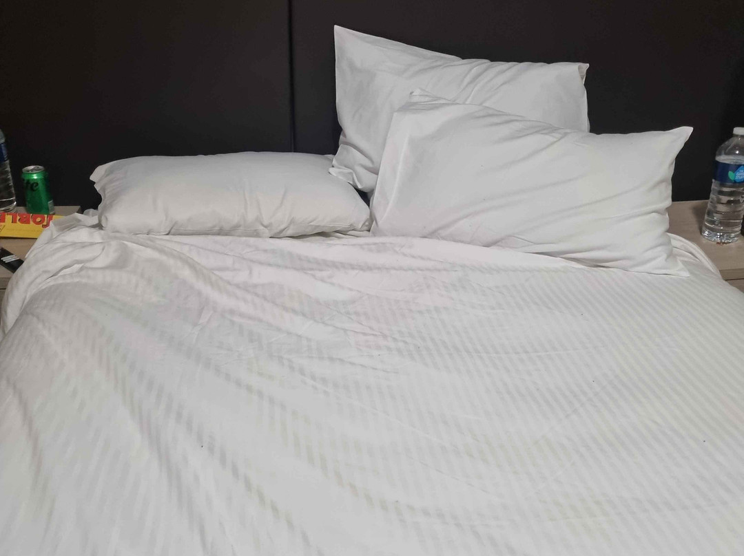 Quality Suites Point Cook Seasons 5主图