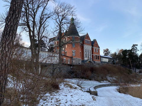 瓦尔加尔萨尔特舍巴登酒店主图