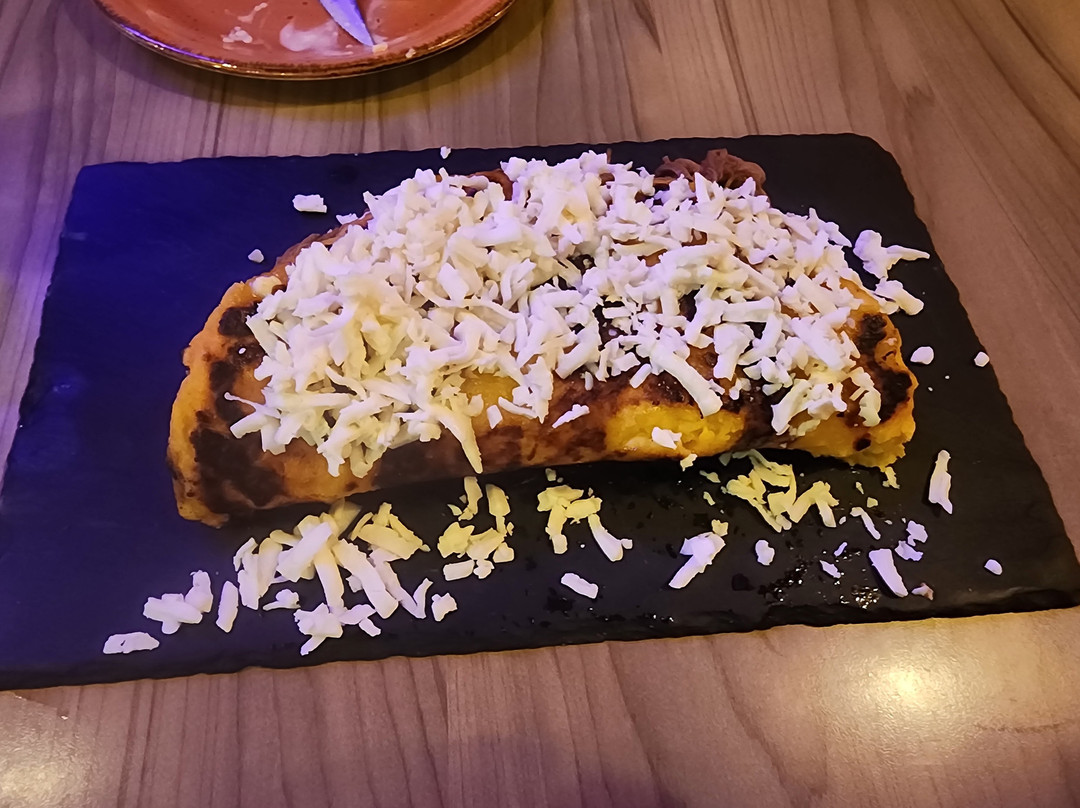 Pistazi Gastrolounge