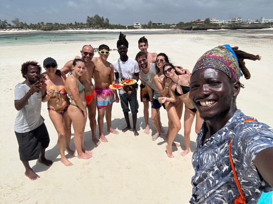 In Kenya Con  Pirandello-瓦塔木必去景点